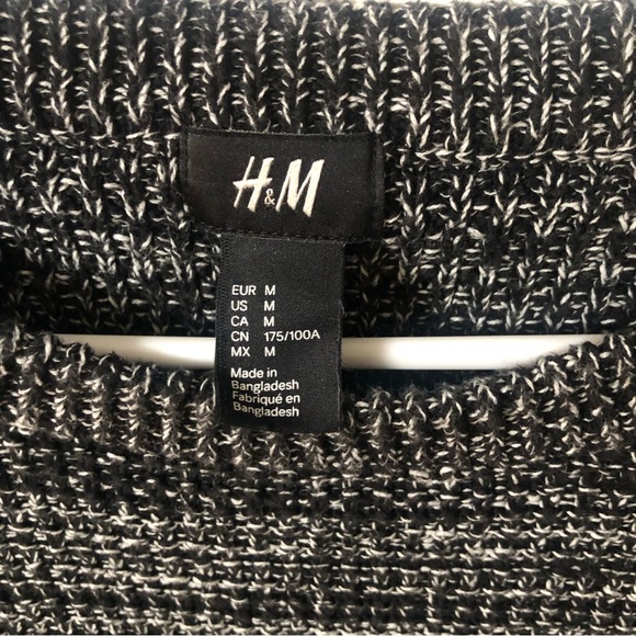 EUC H&M Men's Crew Neck Knit Sweater - Picture 6 of 7